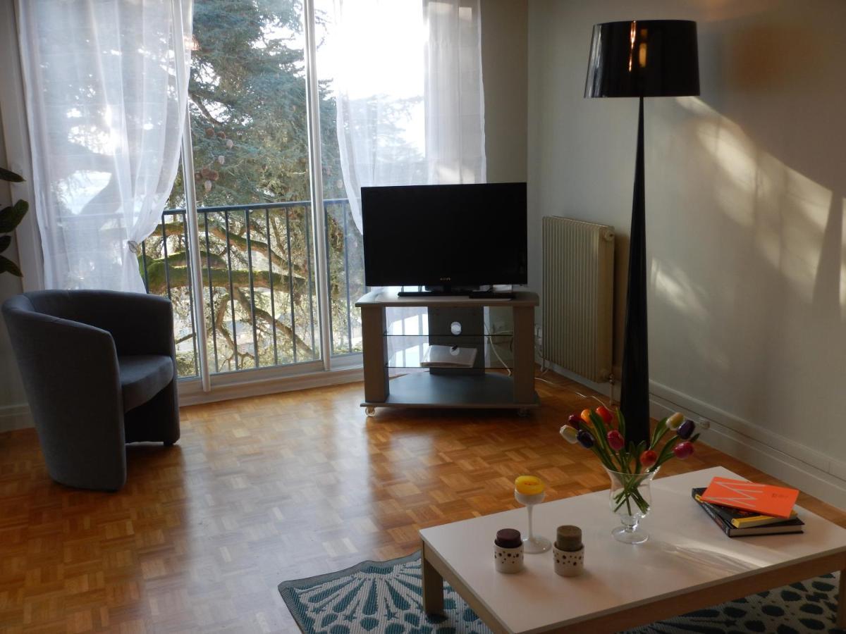 Studio Quartier Chateau - Wifi - Garage Individuel A Cle - Electromenager Complet Pau Exterior photo